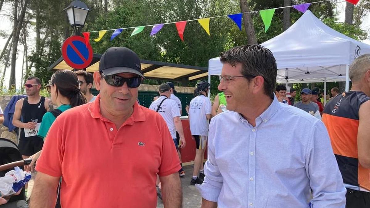 El alcalde de Ontinyent en la Romeria de Sant Esteve, en una edición pasada.