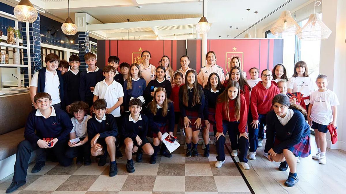 La selección española femenina de fútbol en Vigo