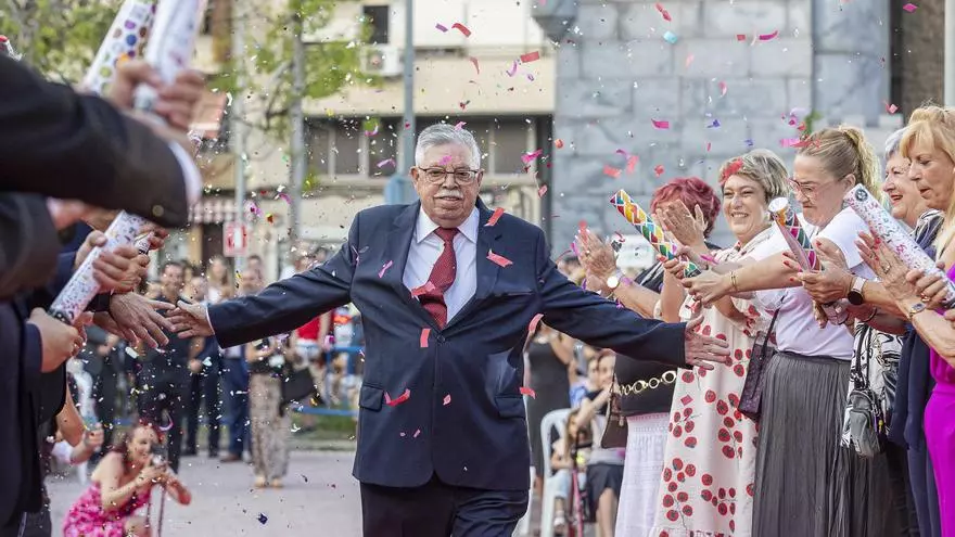 Los Moros y Cristianos de San Blas presentan a sus cargos 2024