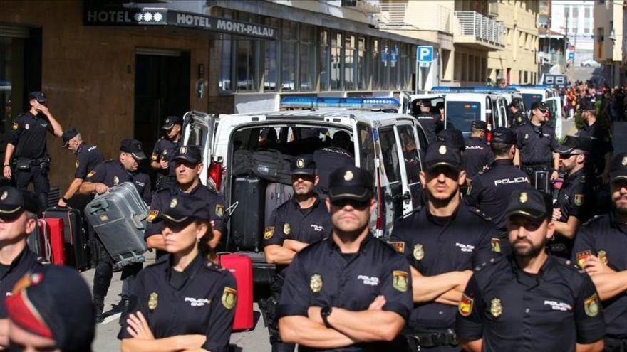 Un juez investiga la expulsión de policías de hoteles de Pineda de Mar por el 1-O