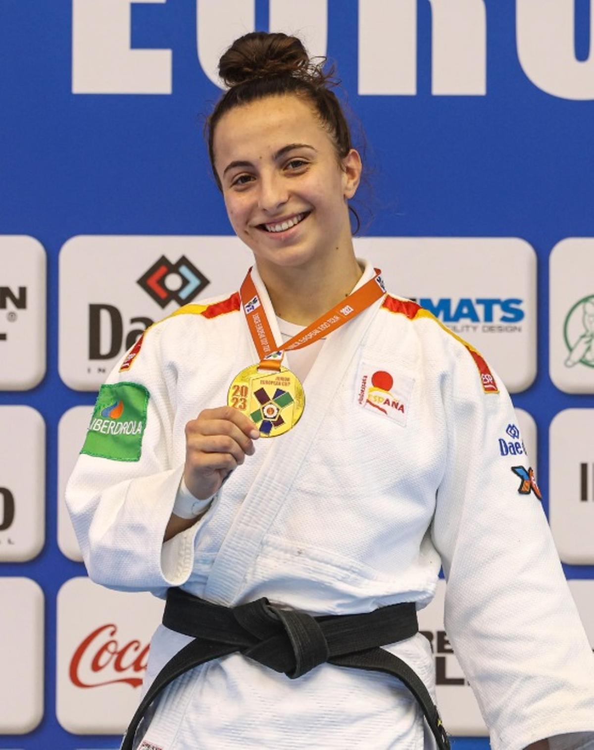 Adriana Rodríguez, campeona de la European Júnior Cup.