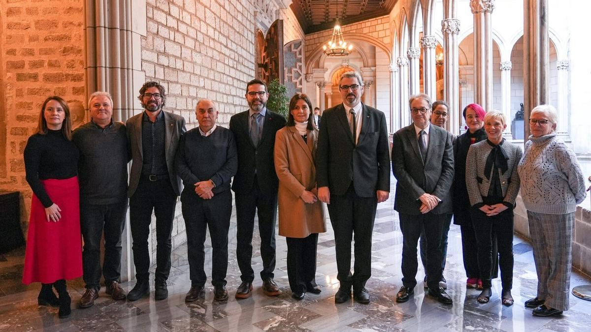La fundació 'La Caixa' y el Ayuntamiento de Barcelona firman un acuerdo de colaboración para la gente mayor