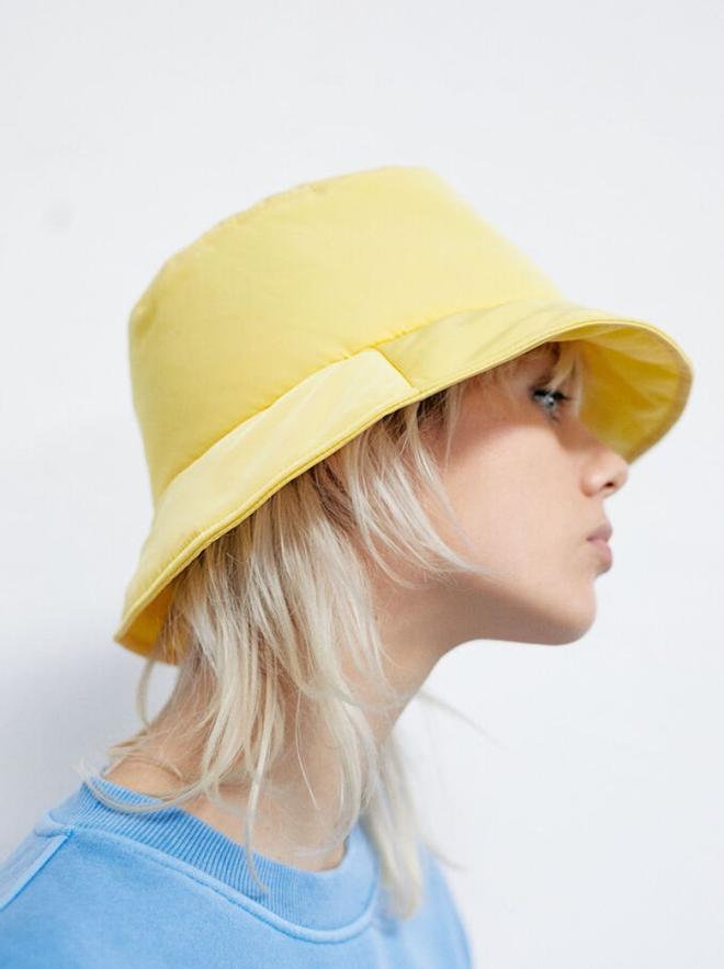 Bucket hat amarillo de Parfois