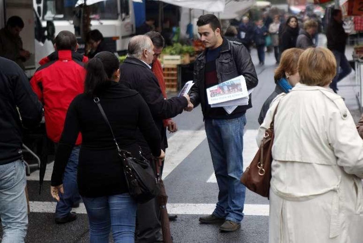 Al mercado, a por votos