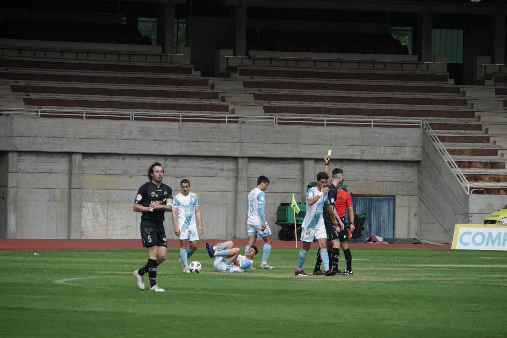 Las imágenes del partido: Compostela 1 - Laredo 0