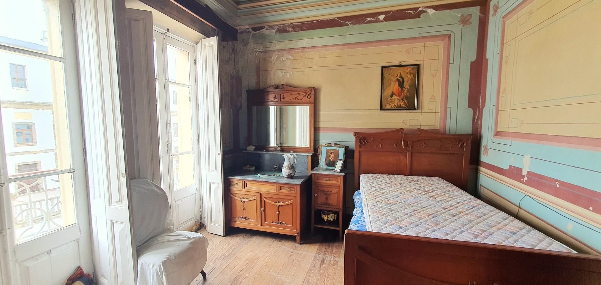 En imágenes: Joya arquitectónica de 1907 a la venta en el centro de Tapia