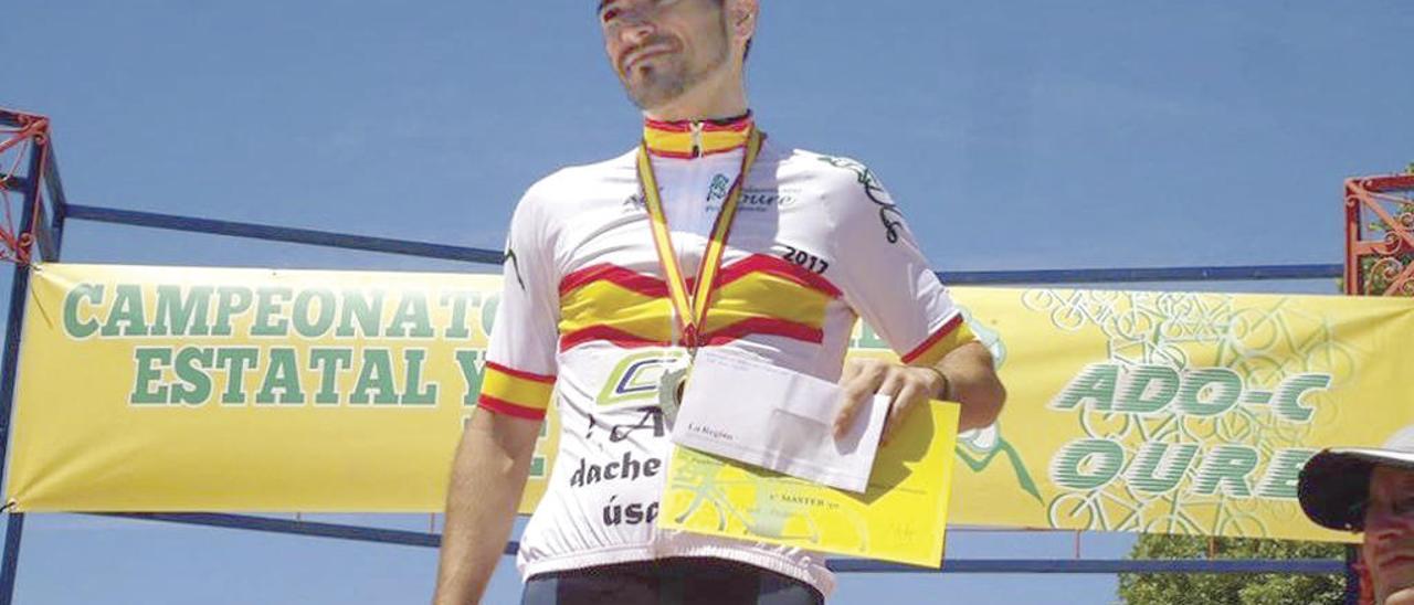 Iago Alonso fue el vencedor del Open España de ciclismo. // IJesús Regal