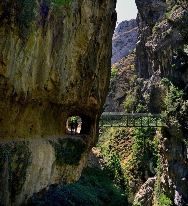 senda del cares puente