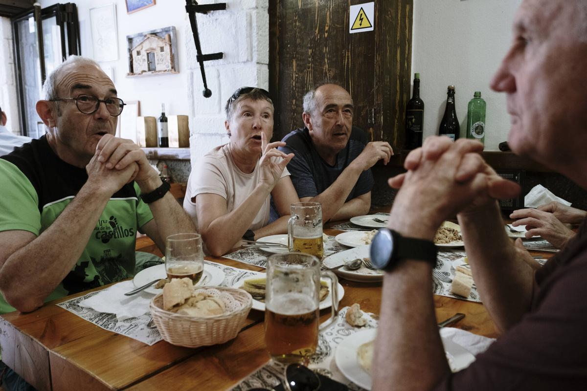 El gallego del bar Mora rescata la centenaria bodega Sant Antonio