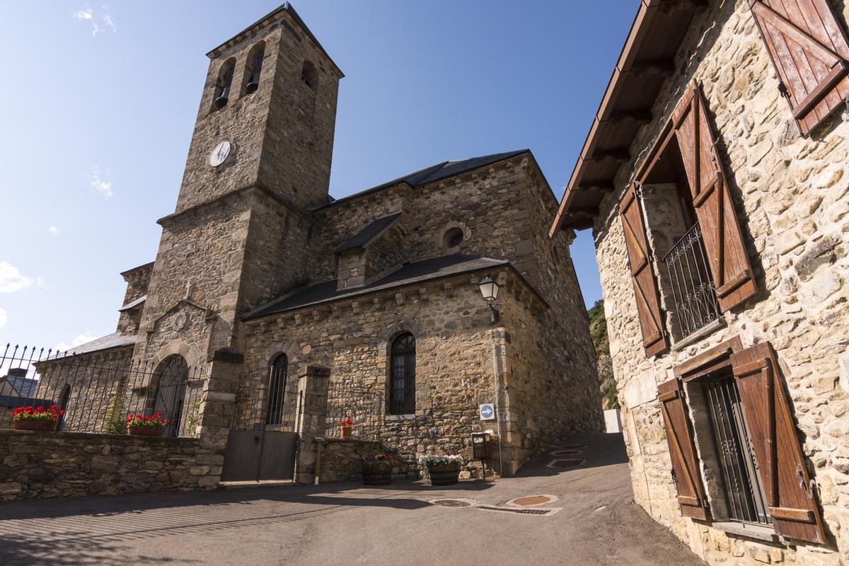 Iglesia de Lanuza.