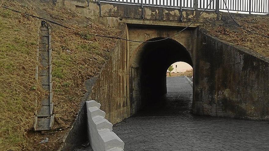 Nuevo paso peatonal subterráneo en la avenida Reina Sofía