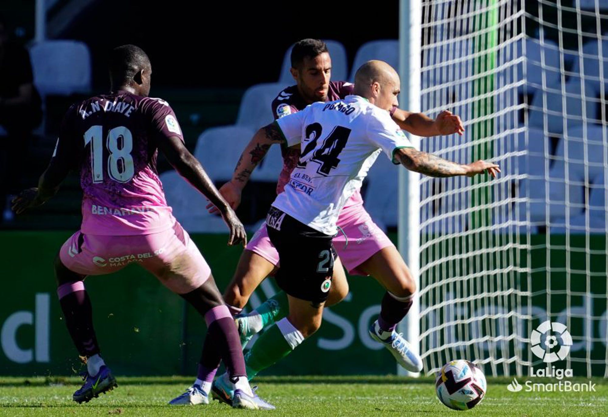 El Racing de Santander - Málaga CF, en imágenes