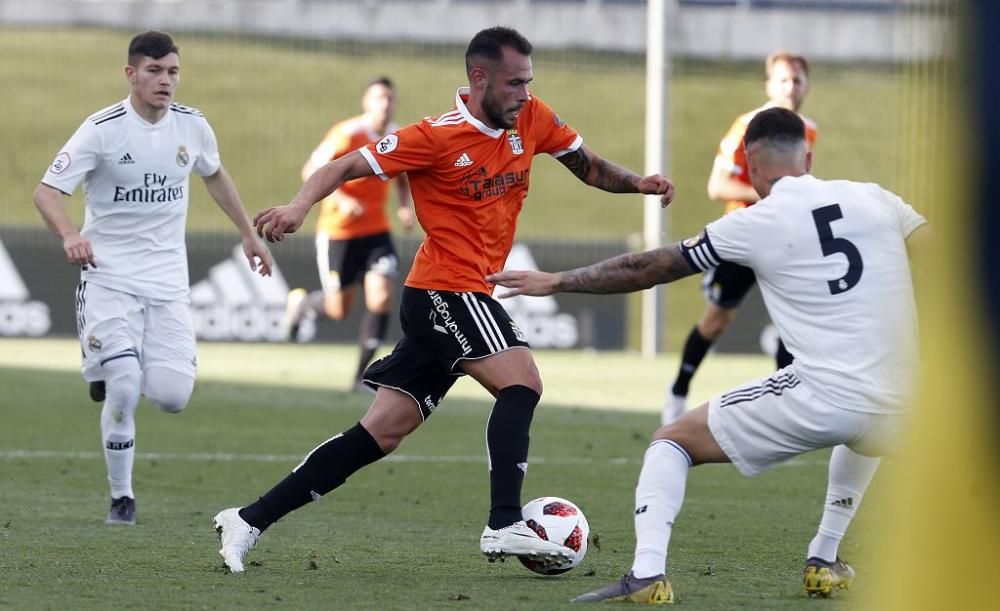 El Cartagena cae ante el Castilla en un malísimo partido