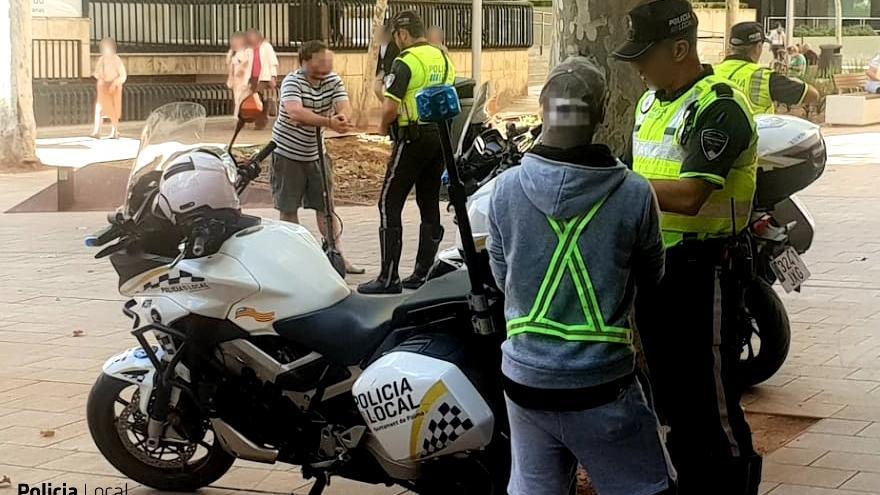 Detienen al conductor de un patinete eléctrico en Palma por agredir a un policía local