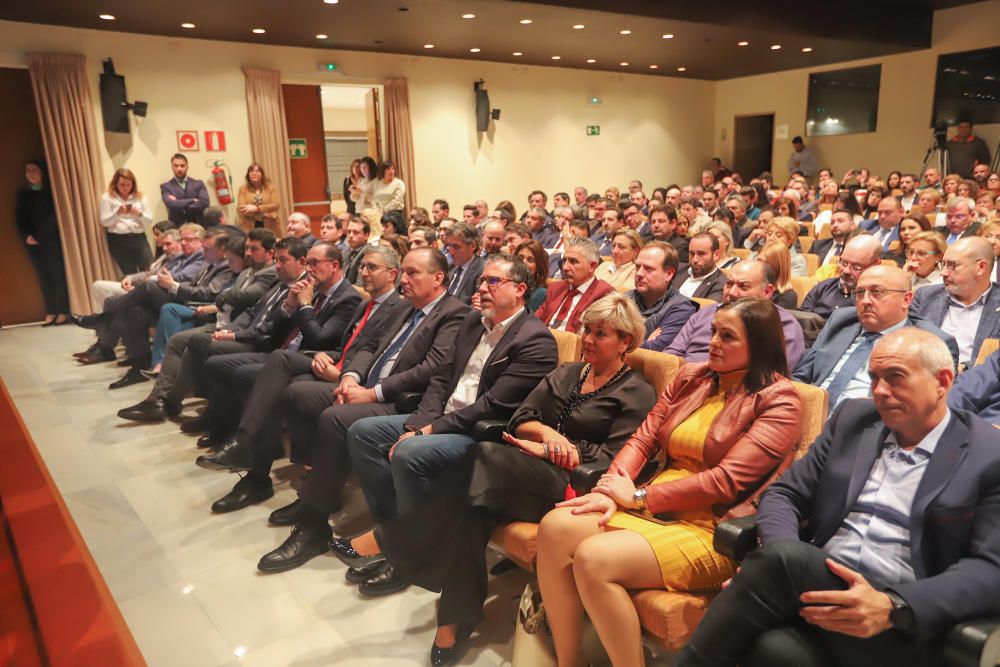 La I Noche de la Economía de la Cámara de Comercio de Orihuela se convierte en un acto de reivindicación de infraestructuras pendientes