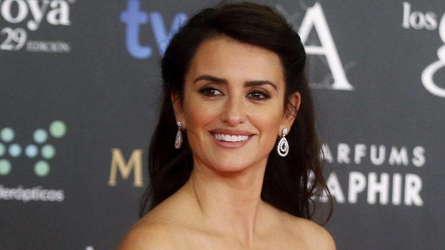 Penélope Cruz en la alfombra roja de los Goya.