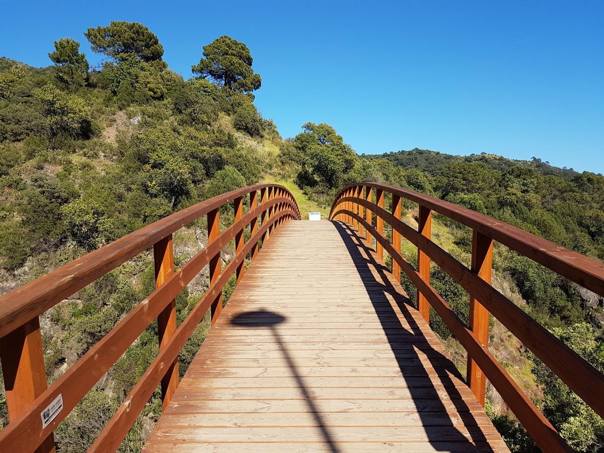 Ruta Acequia del Gualdamina, en Benahavís