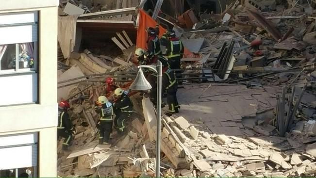 Derrumbe de un edificio de viviendas en Los Cristianos