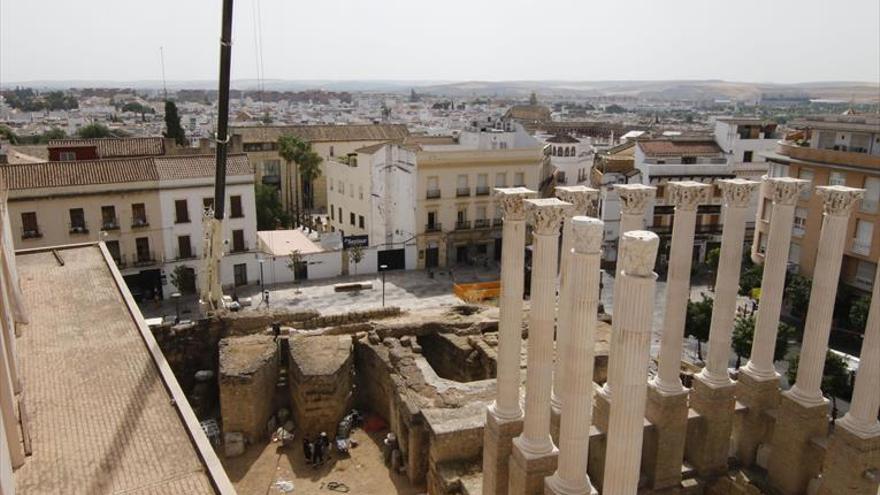 El Ayuntamiento busca solución a la paralización del Templo Romano