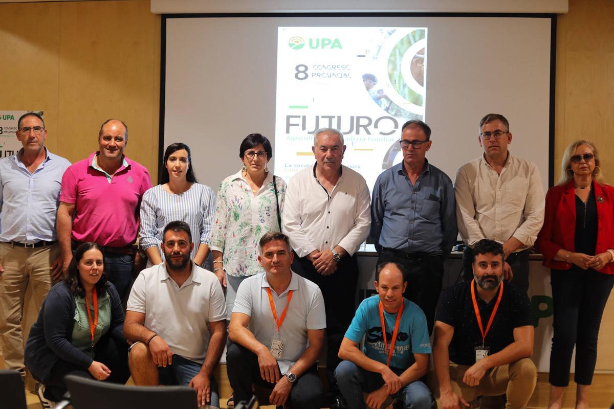 Aurelio González, reelegido secretario general de UPA Zamora, junto a la Nueva Comisión Ejecutiva en el VIII Congreso Provincial.