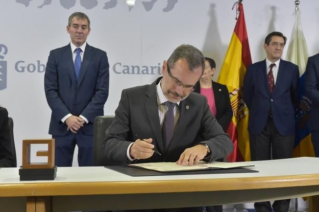 Firma de los convenios de asignación de los ...