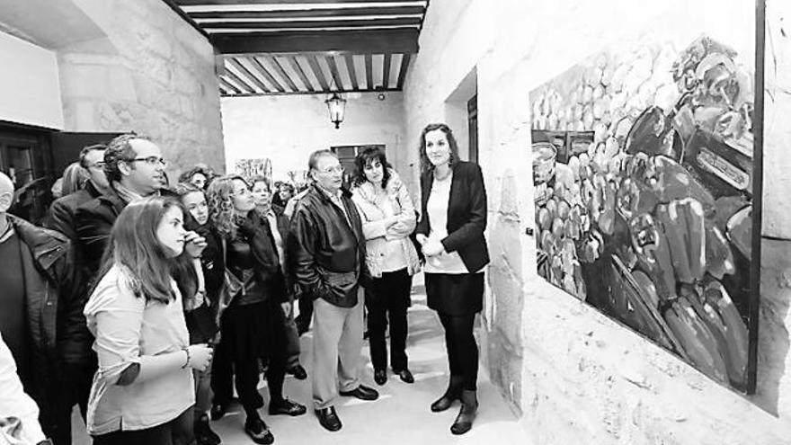 La artista Teresa Álvarez inaugura una muestra en el  Seminario San Atilano