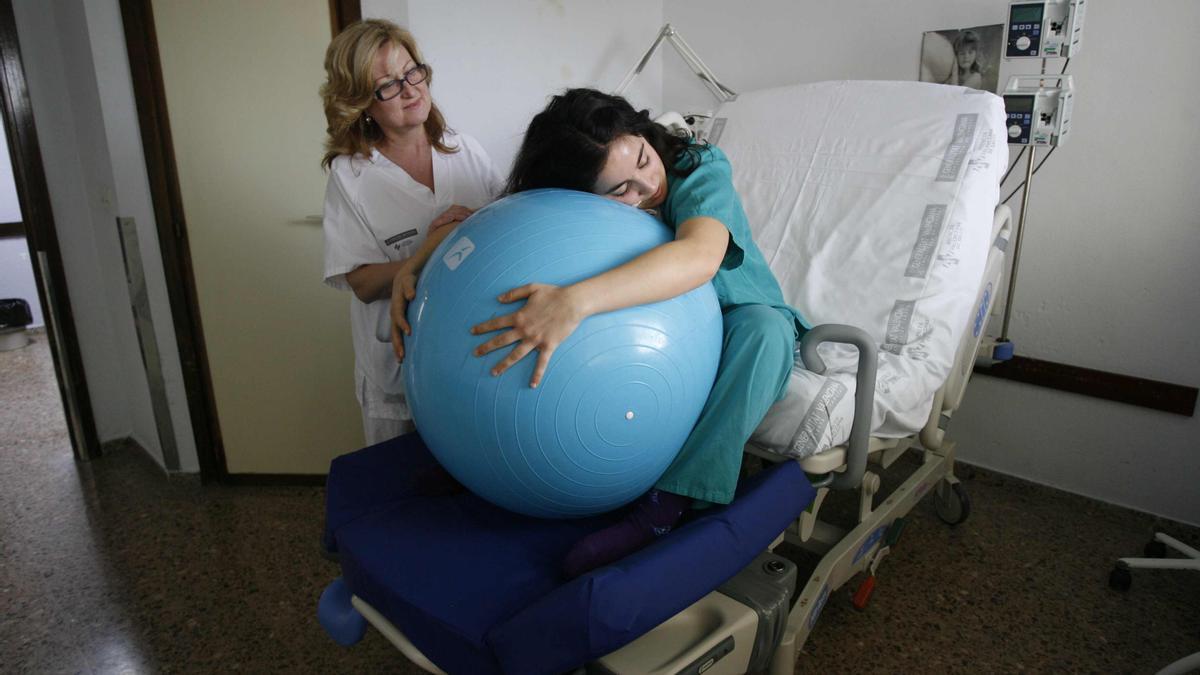 Matronas en la maternidad de un hospital, en imagen de archivo