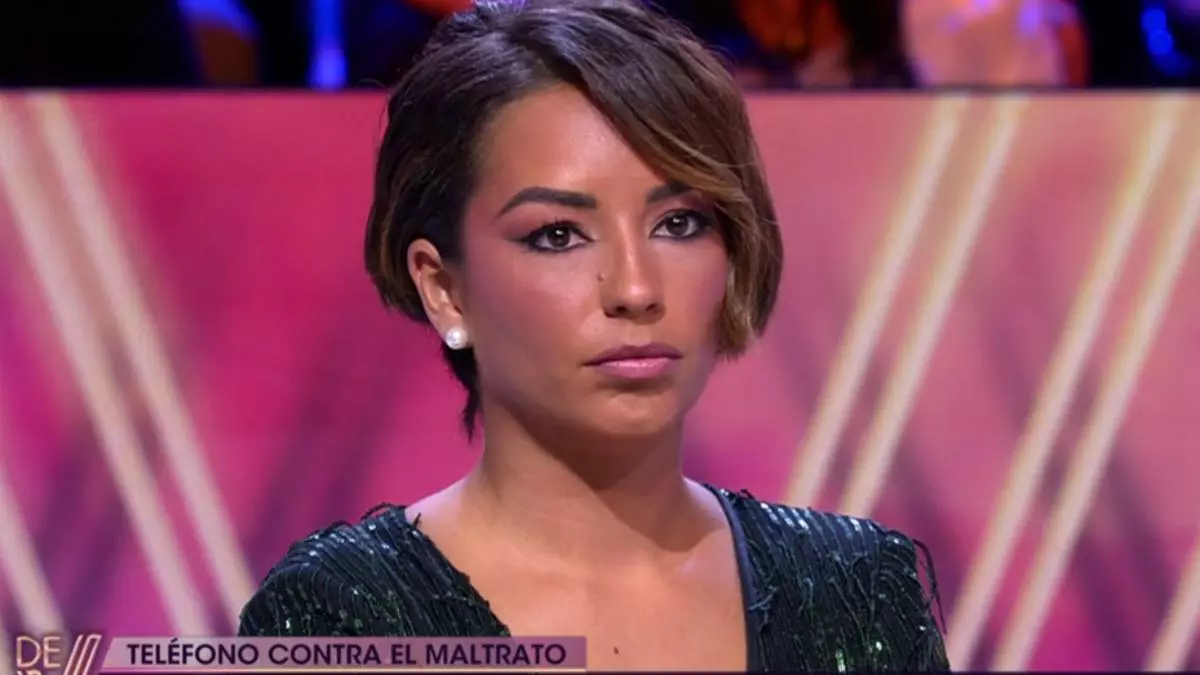 Anita Williams se rompe en 'De viernes' contando su paso por prisión y por un psiquiátrico: "Quería desaparecer del mapa"