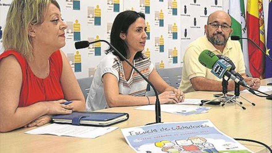 Servicios Sociales retoma su escuela de cuidadores dirigida a profesionales