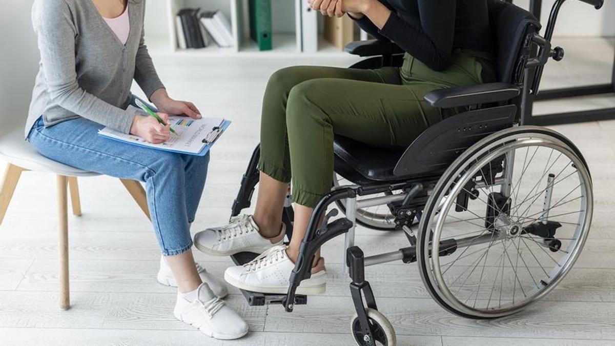 Los retrasos en la valoración del grado de discapacidad son una queja unánime del colectivo.