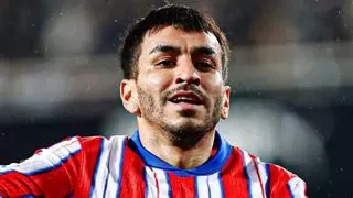 Simeone pierde a Correa para el partido contra el Barça