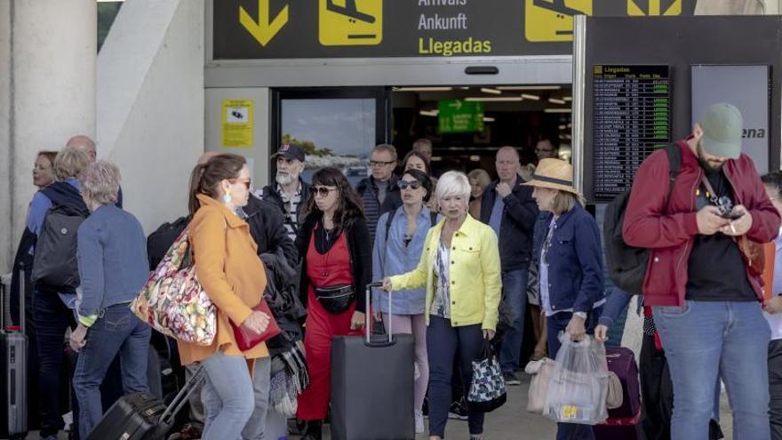 El aeropuerto de Palma cierra el mes de junio con 3,8 millones de pasajeros