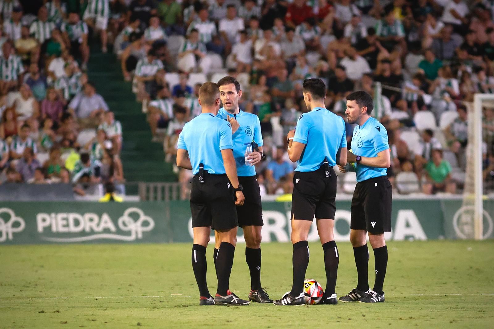 El Córdoba CF vuelve a Segunda / Las mejores imágenes de una noche para la historia