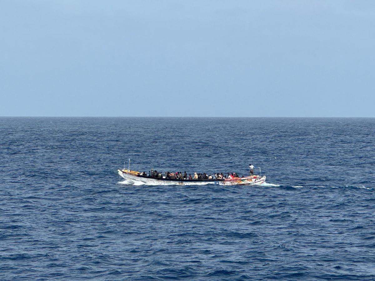 La Armada senegalesa intercepta una embarcación con 164 migrantes al sur de las costas de Dakar