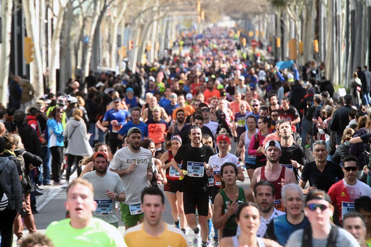 ¿Has participado en la Marató de Barcelona 2024? ¡Búscate en las fotos¡