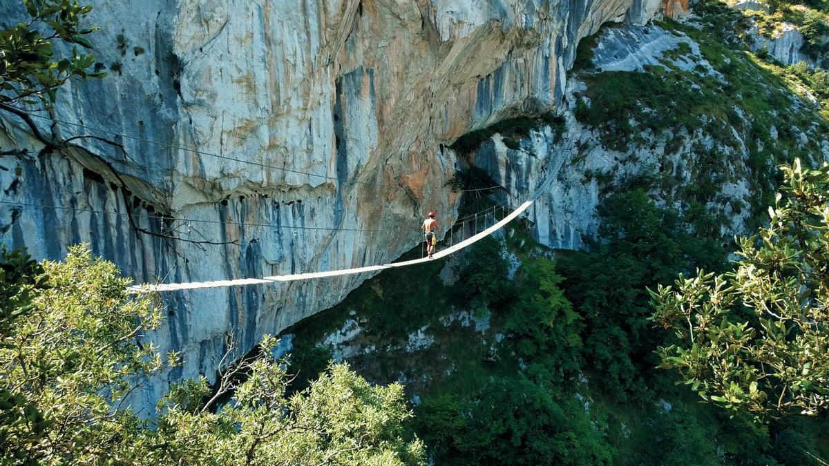 Un precioso paseo por el Camino Lebaniego, en Cantabria.