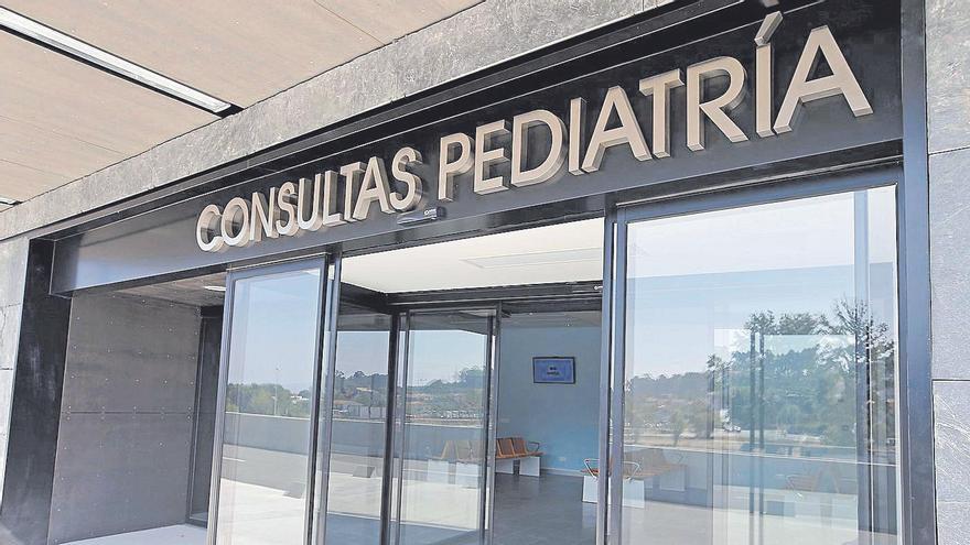 Acceso a las consultas de Pediatría del Hospital Álvaro Cunqueiro.