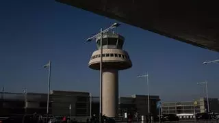 Más de 200 vuelos cancelados y retrasos de más de cuatro horas en el aeropuerto de Barcelona por las tormentas