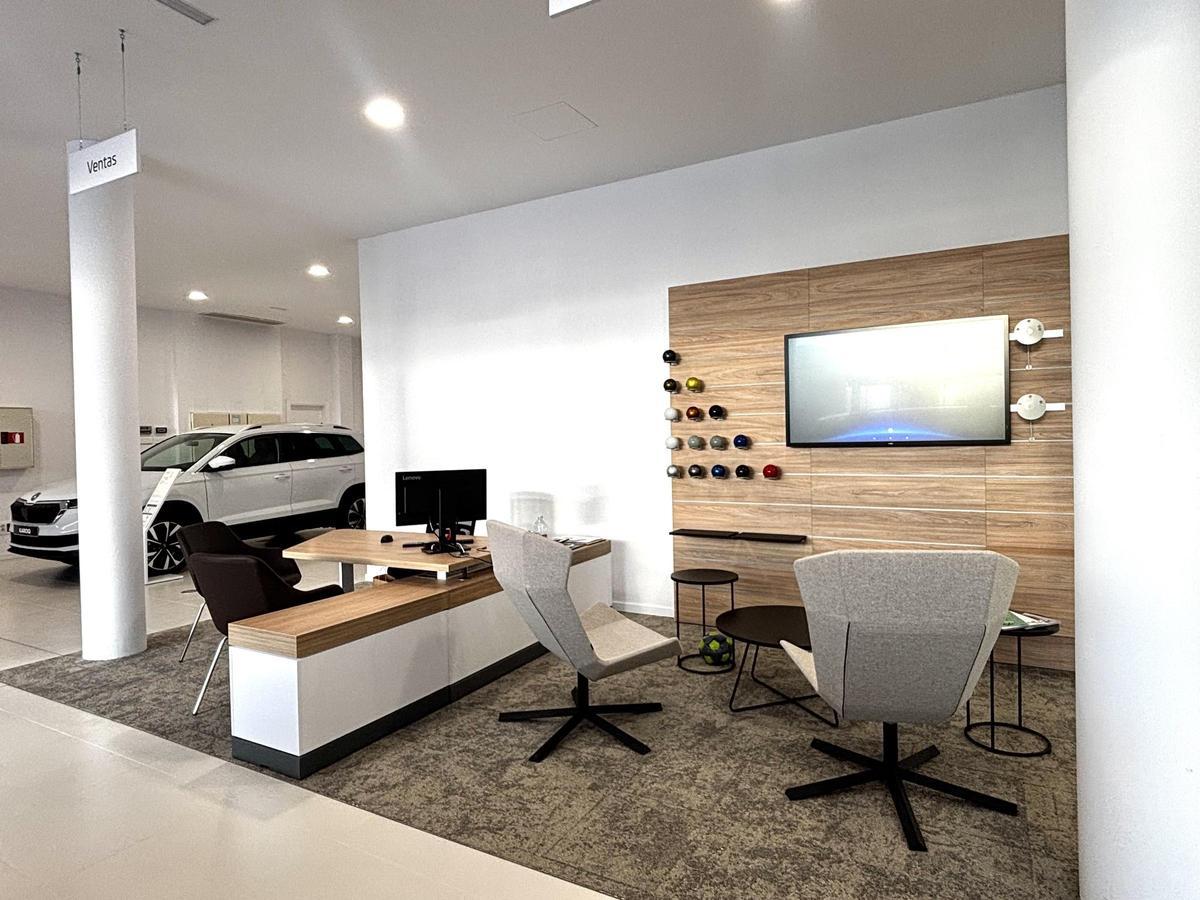 El nuevo concesionario ofrece una experiencia completa en un mismo espacio.