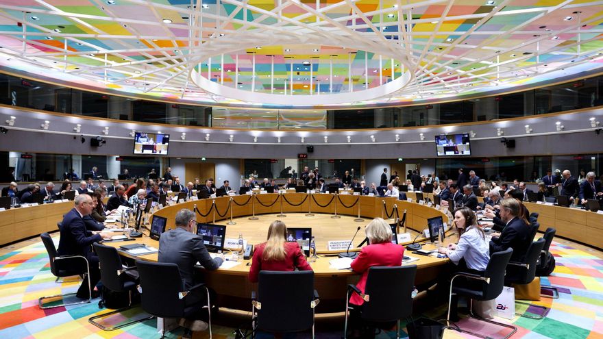 Espanya pressiona per una oficialitat total del català a la UE amb una implementació progressiva
