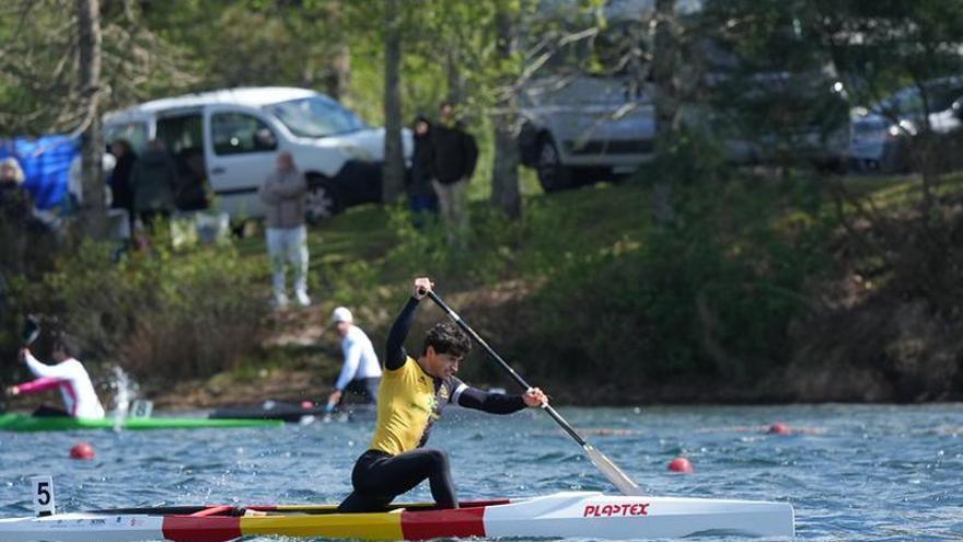 Fontán lidera a la flota arousana en la Copa de España