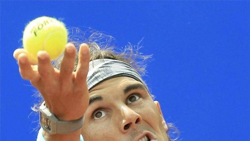 Nadal recupera su juego y fulmina al croata Dodig