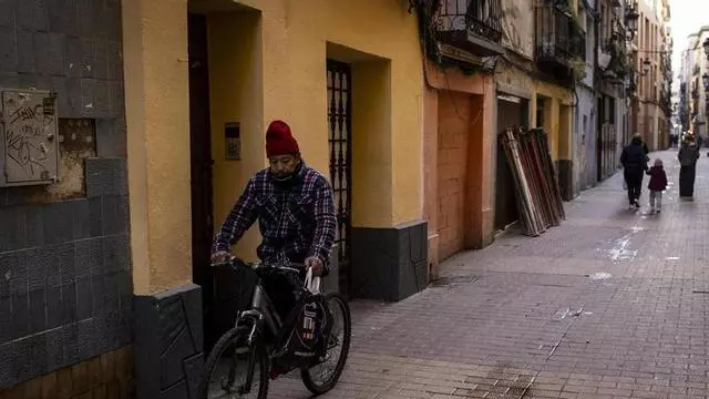 Vídeo | Desalojan a un vecino de la calle San Pablo de Zaragoza