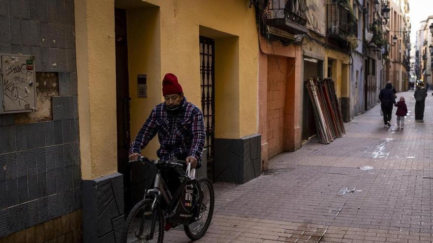 Vídeo | Desalojan a un vecino de la calle San Pablo de Zaragoza