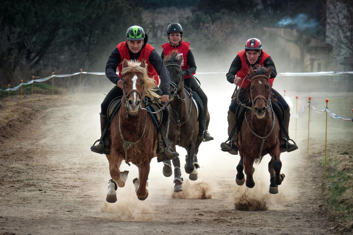 Aquesta imatge de les curses va guanyar el primer premi del ral·li del 2025