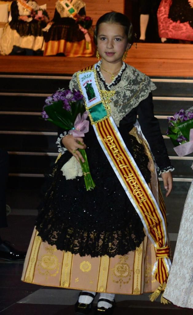 El álbum fotográfico de la reina infantil de las fiestas de la Magdalena 2023