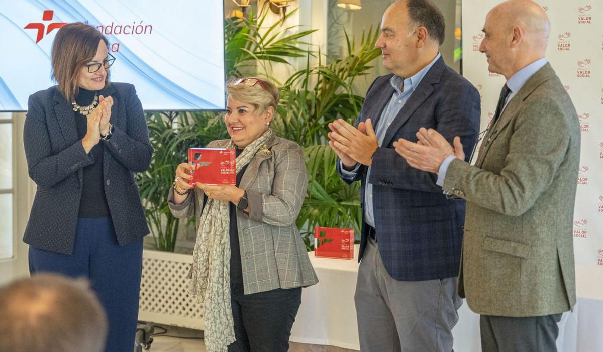 . ed/lot | JESÚS VELASCO, AGUEDA FUMERO Y ENRIQUE GRANDE.