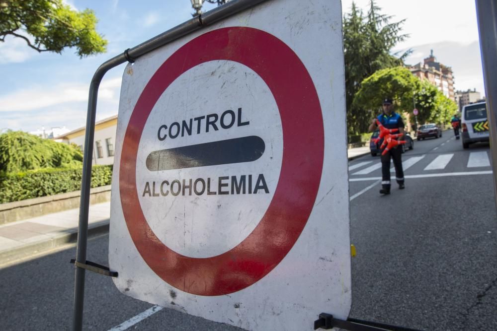 Control de alcoholemia de la Policía de Oviedo