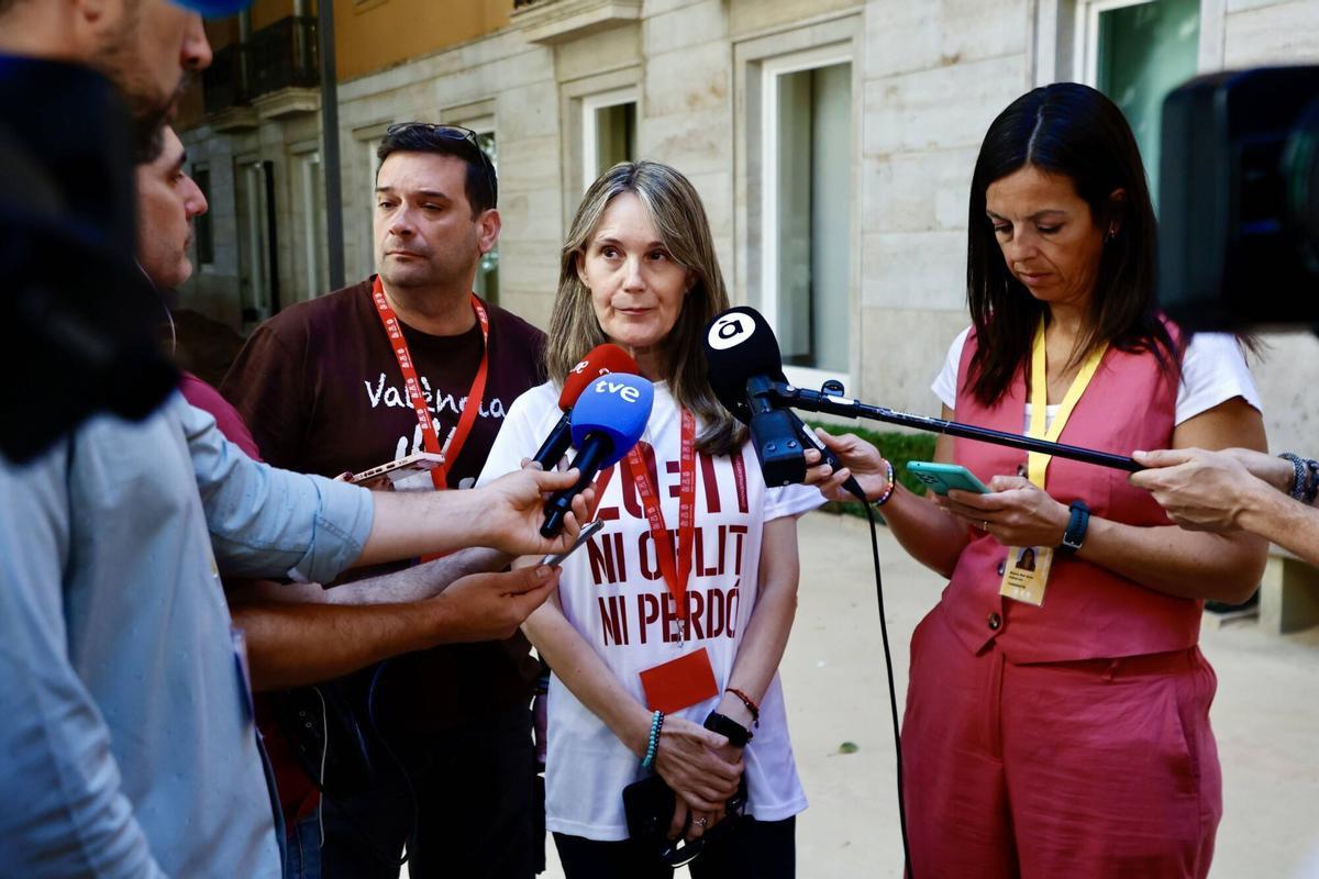 Rosa Álvarez interviene en las Corts ante el Debate de Política General.