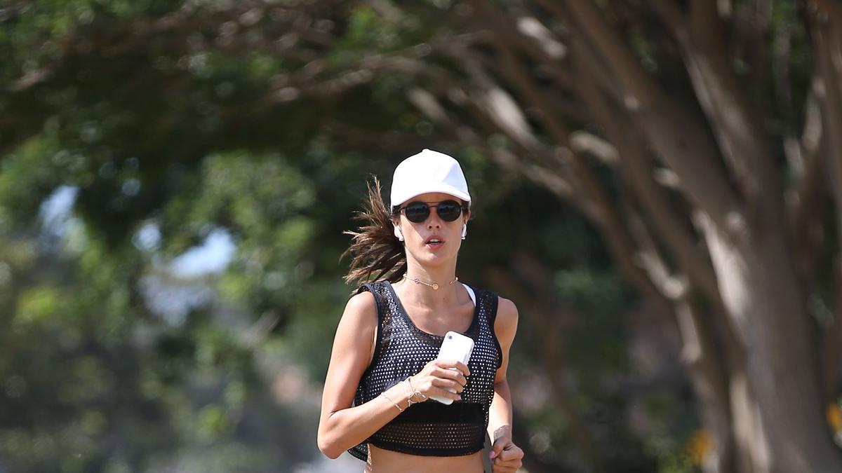 Alessandra Ambrosio haciendo 'running'